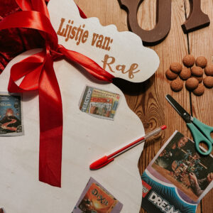 Sinterklaas verlanglijstje van hout