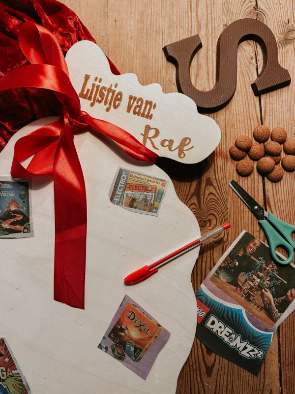 Sinterklaas verlanglijstje van hout